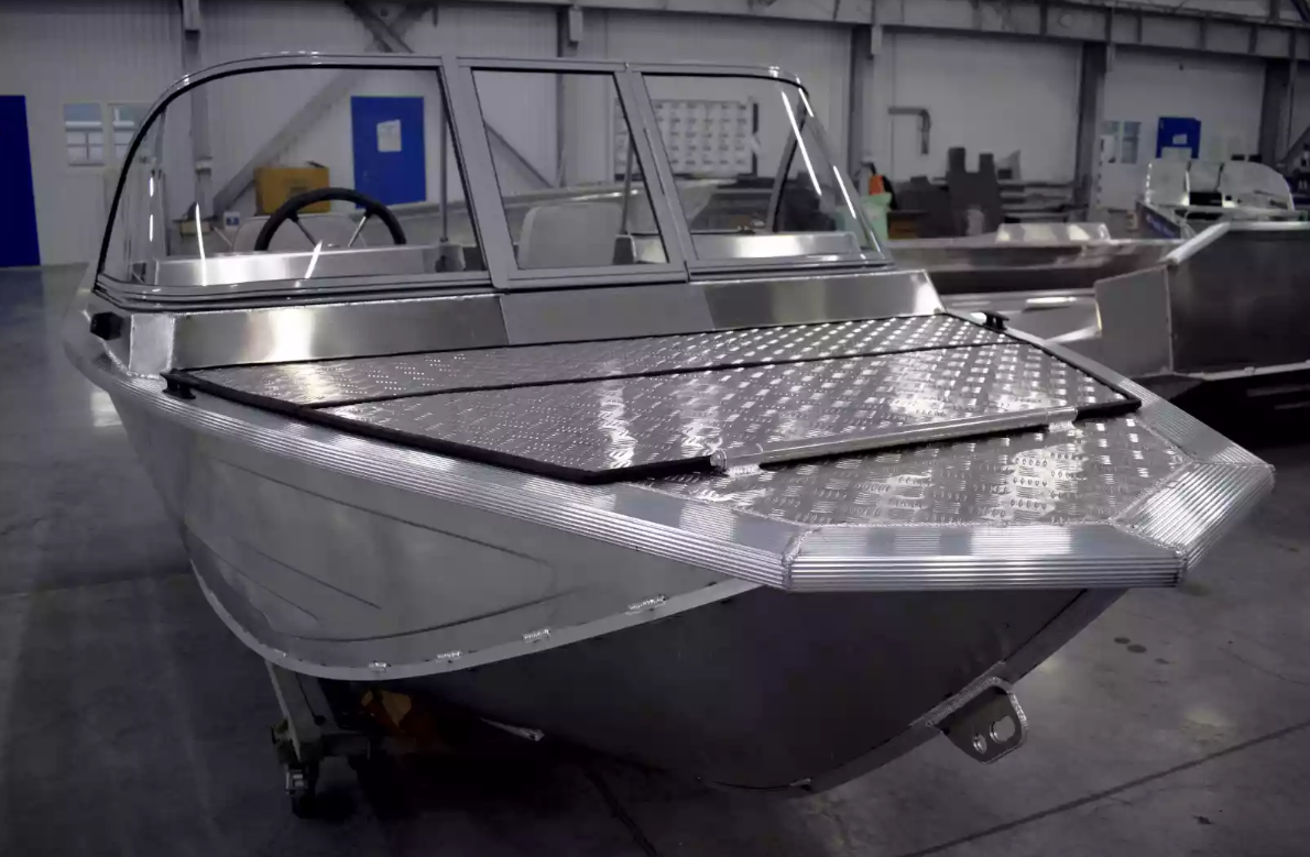 Алюминиевый катер Неман-450 DC NEW без покраски в Санкт-Петербурге