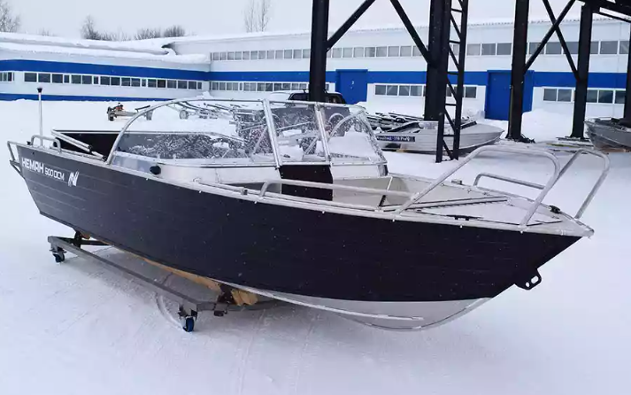 Алюминиевый катер Неман-500 DCM в Санкт-Петербурге