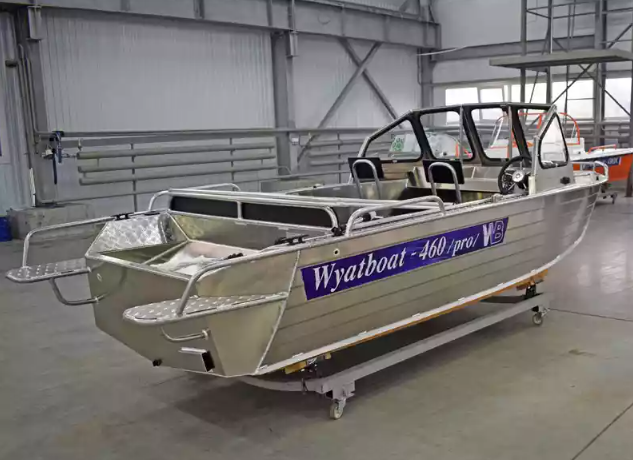 Алюминиевый катер Wyatboat-460 DCM Pro в Санкт-Петербурге