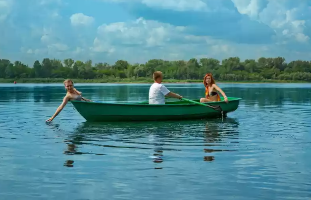 Стеклопластиковая Лодка Голавль в Санкт-Петербурге