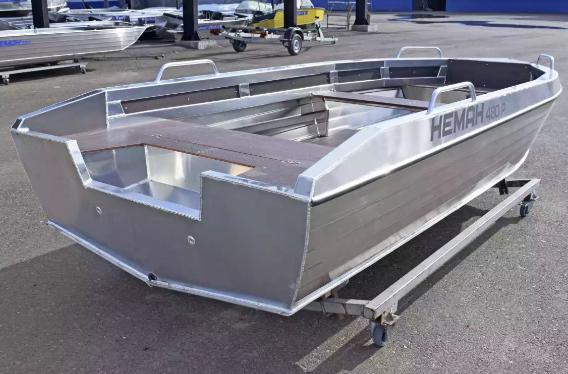 Алюминиевая лодка  Неман-480 Р в Санкт-Петербурге