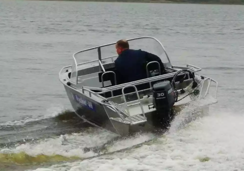 Алюминиевый катер Wyatboat-460 DCM в Санкт-Петербурге