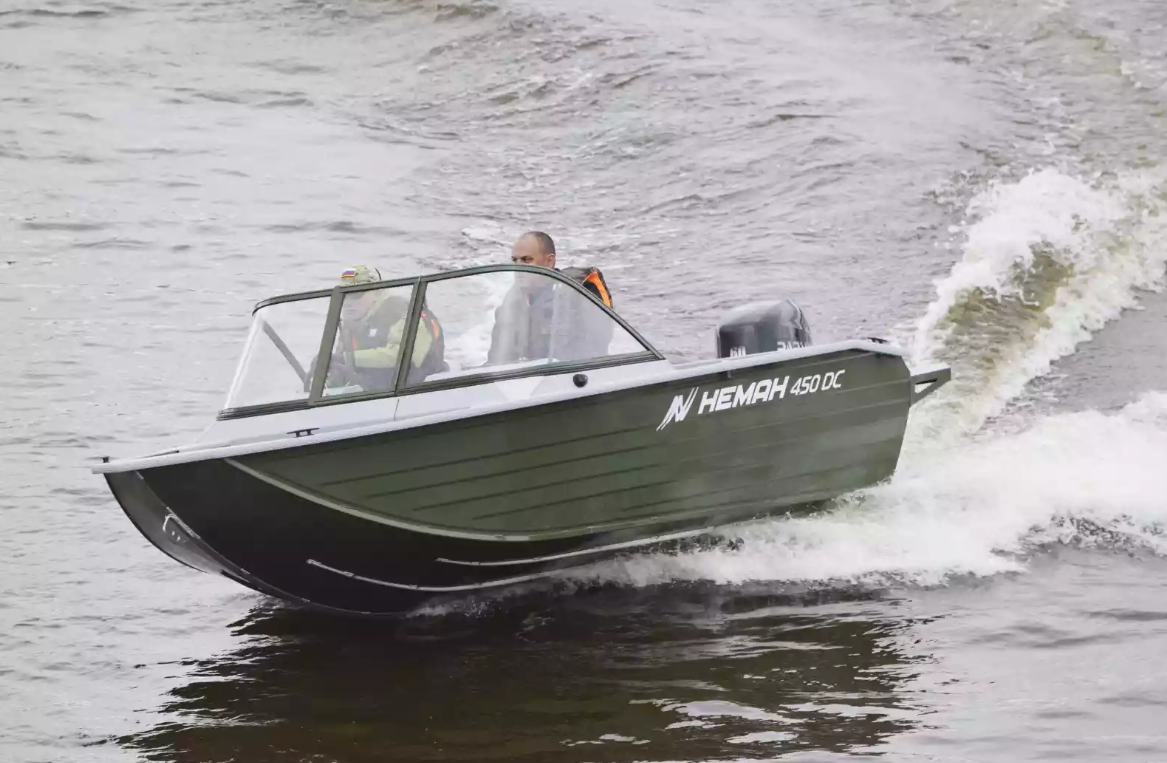 Алюминиевый катер Неман-450 DC NEW в Санкт-Петербурге