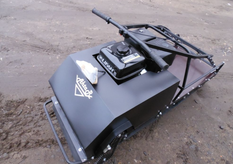 Мотобуксировщик AhtaR Зима 15 л/с с вариатором в Санкт-Петербурге