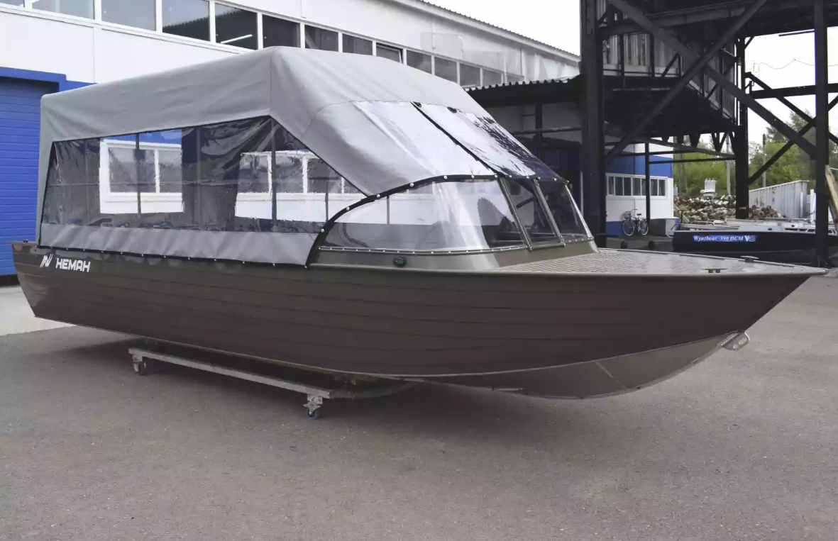 Алюминиевый катер Wyatboat-700 в Санкт-Петербурге