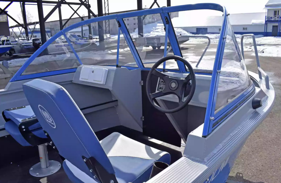 Алюминиевый катер Неман-420 DCM NEW в Санкт-Петербурге