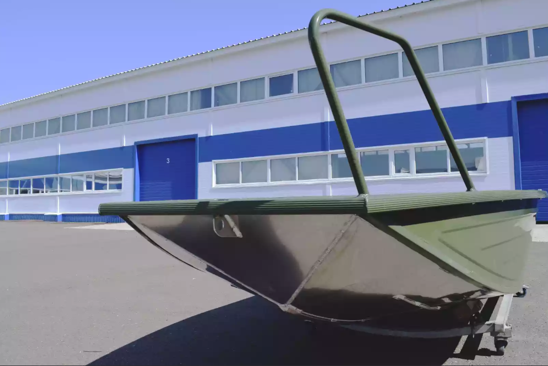 Алюминиевая лодка  Wyatboat-430 Master Fish в Санкт-Петербурге