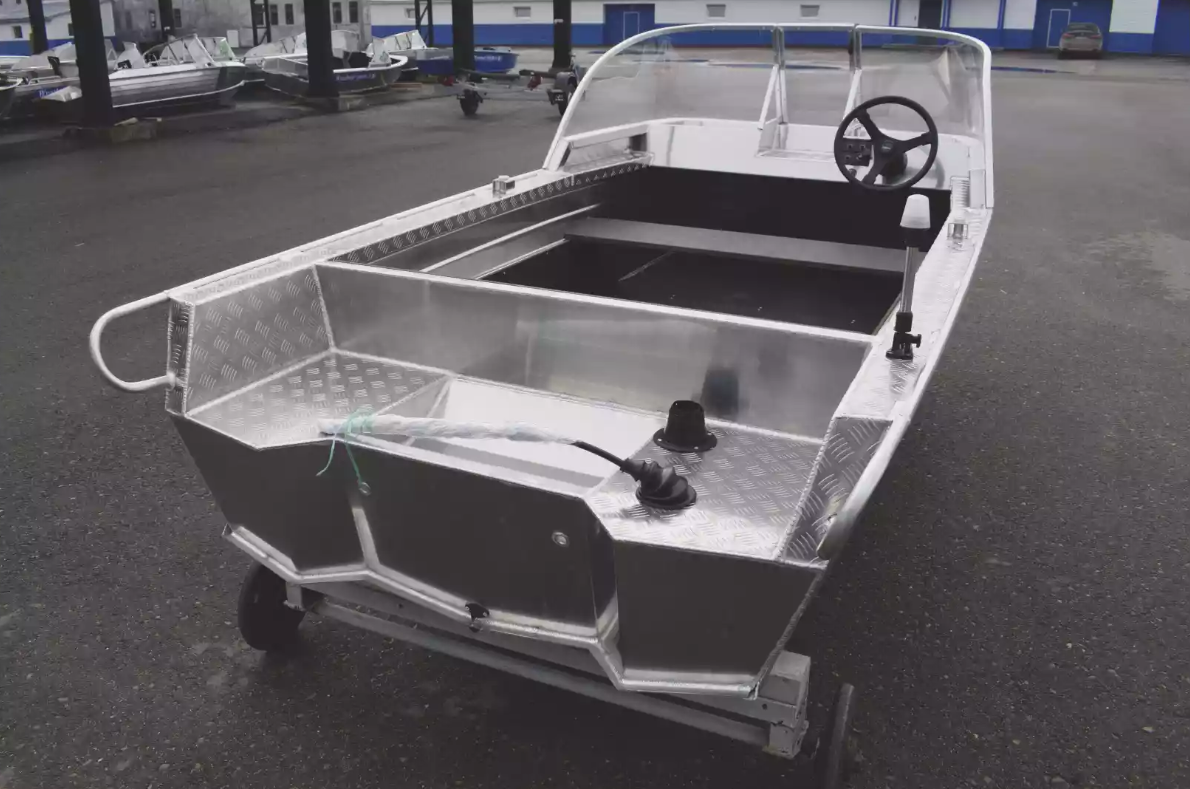 Алюминиевый катер Wyatboat-390 Pro в Санкт-Петербурге