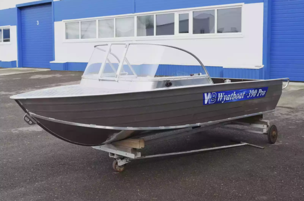 Алюминиевая лодка Wyatboat-390 Pro в Санкт-Петербурге
