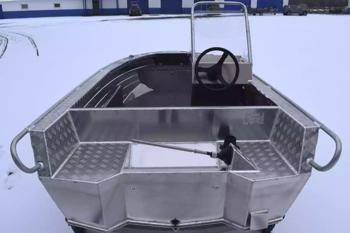 Алюминиевый катер Wyatboat-390 C в Санкт-Петербурге
