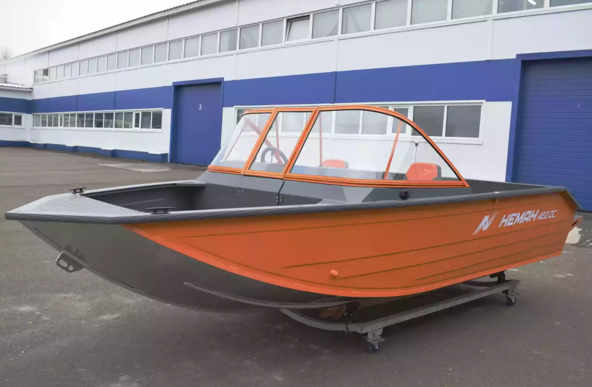 Алюминиевый катер Неман-480 DCM FISH в Санкт-Петербурге