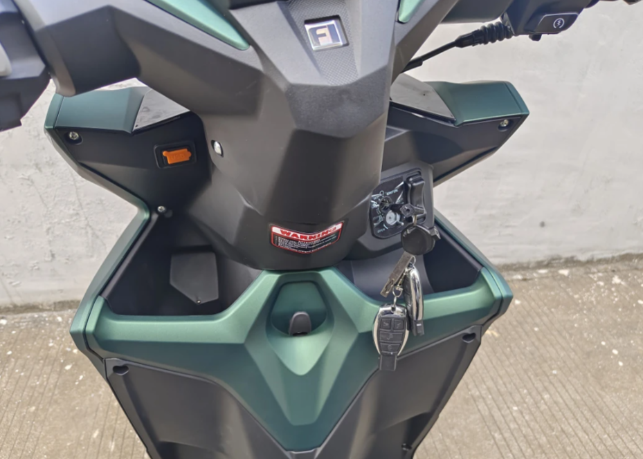 Скутер PROMAX INFERNO 250 (49) в Санкт-Петербурге