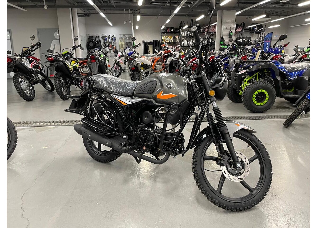 Мопед VMC NOVA 49сс (125сс) Led Full, дисковый тормоз, RKB RATO с баланс. валом, сигнализация в Санкт-Петербурге