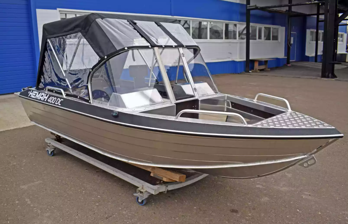 Алюминиевый катер Neman-400 DC в Санкт-Петербурге