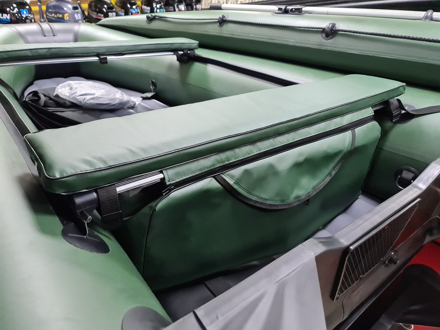 КОМПЛЕКТ МЯГКИХ НАКЛАДОК С СУМКОЙ ДЛЯ ЛОДОК 90Х20 ЗЕЛЕНЫЙ в Санкт-Петербурге