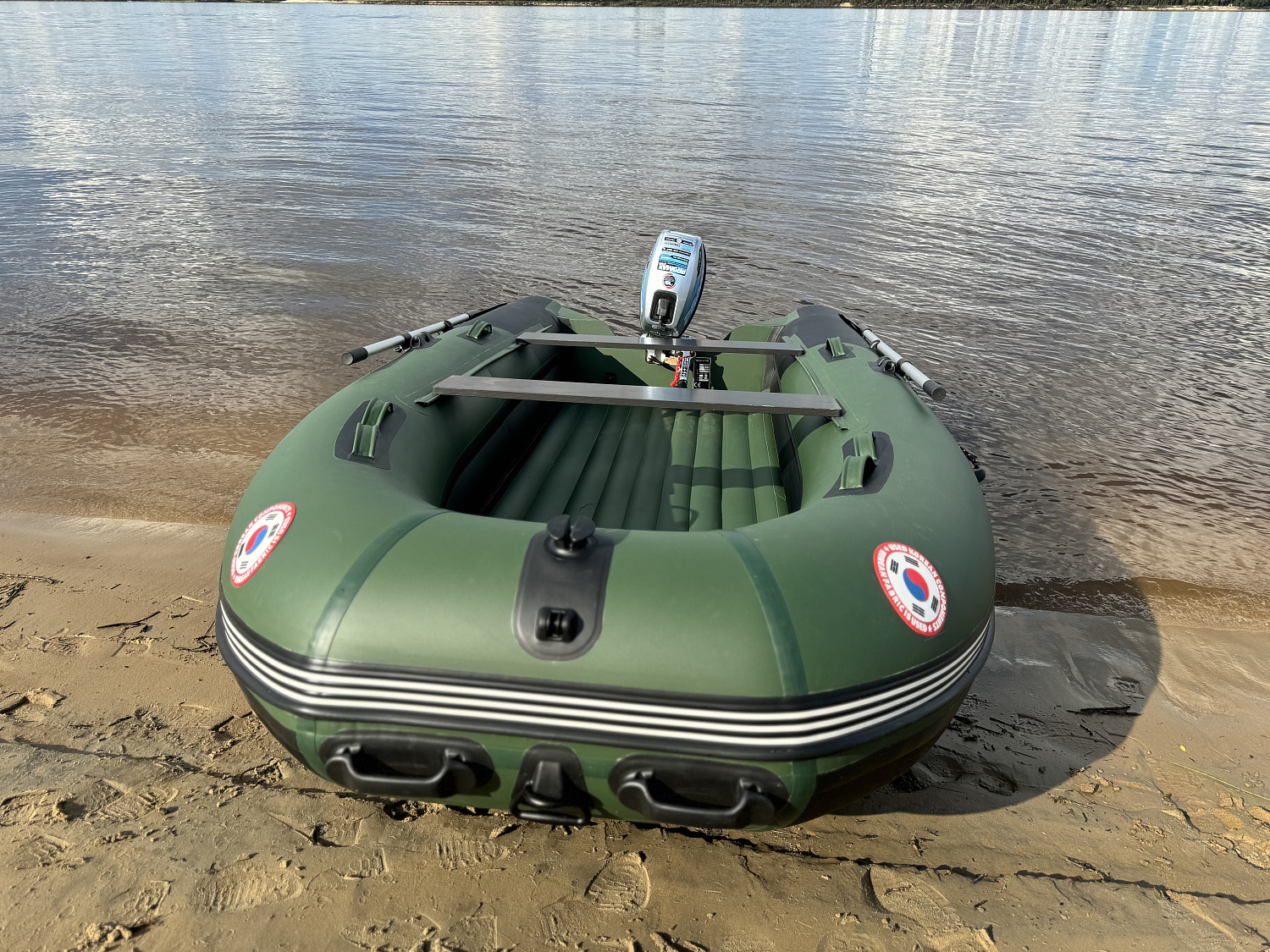 Лодка MISHIMO BIG FLOOR 380 в Санкт-Петербурге