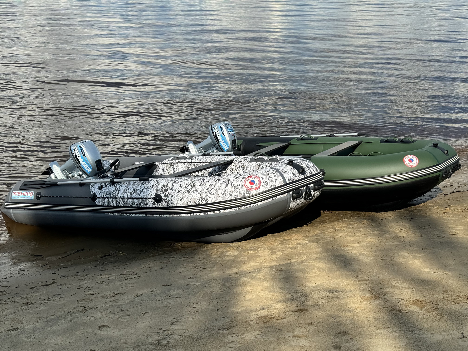 Лодка MISHIMO BIG FLOOR 440 в Санкт-Петербурге