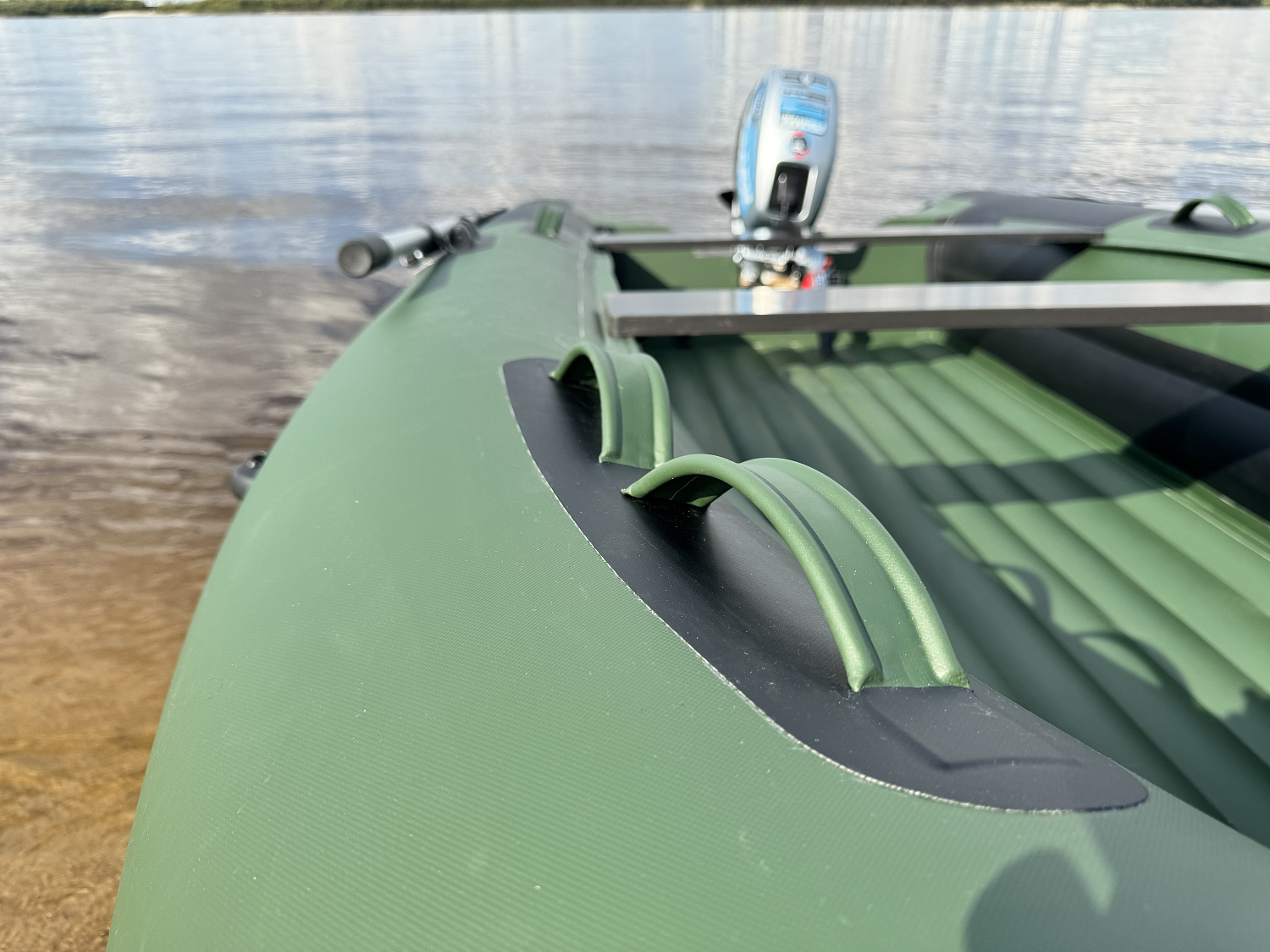 Лодка MISHIMO BIG FLOOR 380 в Санкт-Петербурге