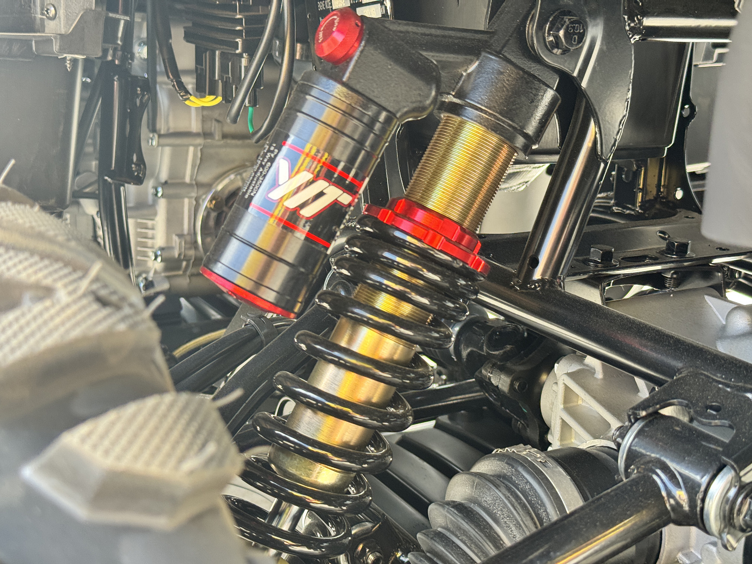 Квадроцикл HND QRX 650 PRO в Санкт-Петербурге