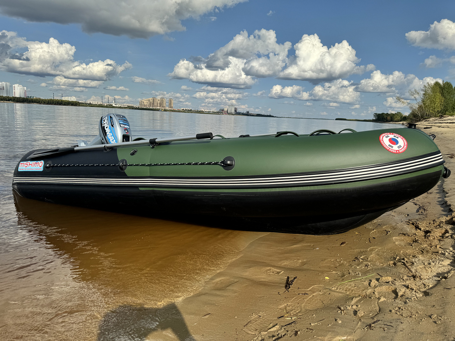 Лодка MISHIMO BIG FLOOR 380 в Санкт-Петербурге