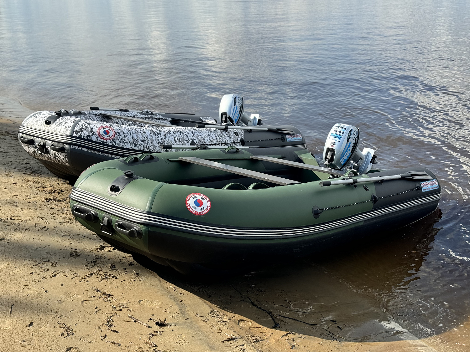 Лодка MISHIMO BIG FLOOR 440 в Санкт-Петербурге