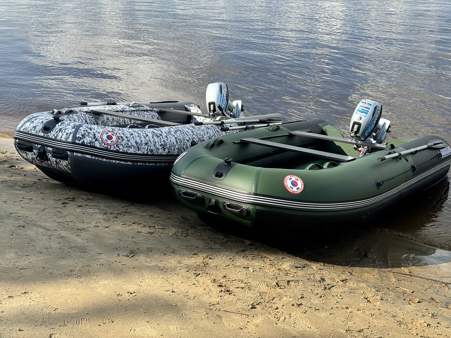 Лодка MISHIMO BIG FLOOR 440 в Санкт-Петербурге