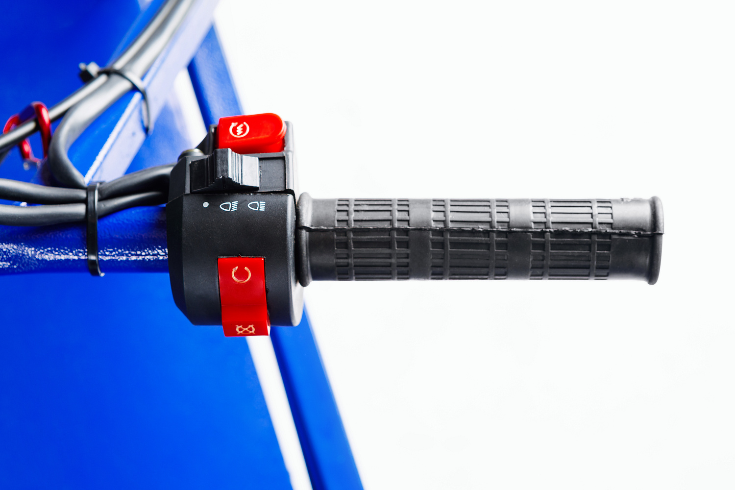 МОТОБУКСИРОВЩИК SNOW DOG 9 л.с. в Санкт-Петербурге